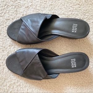 Eileen Fisher Black Ruche Leather Slides